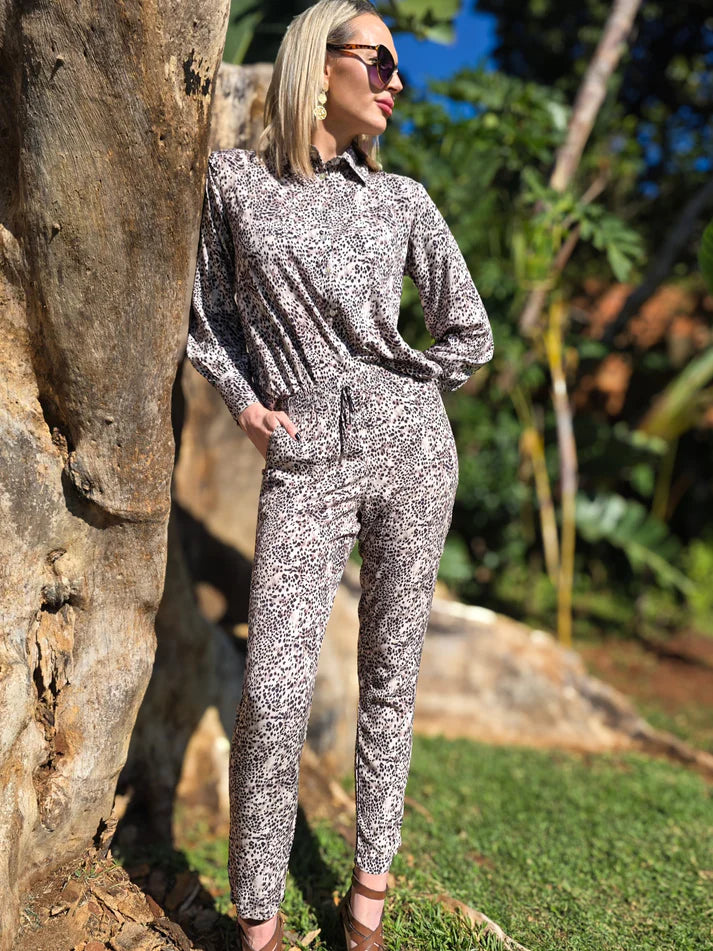 Gia - Thunderstorm: Straight leg pants with elasticated waistband