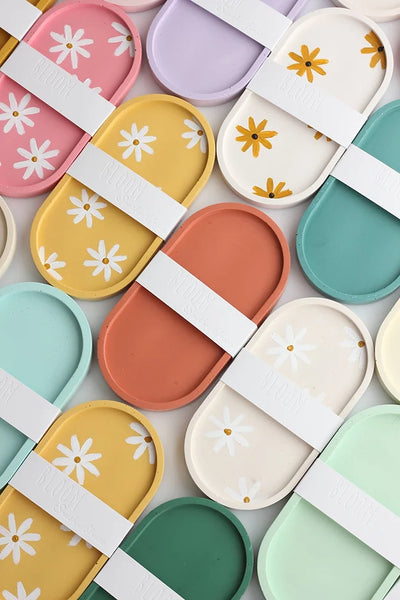 Painted oval trinket tray