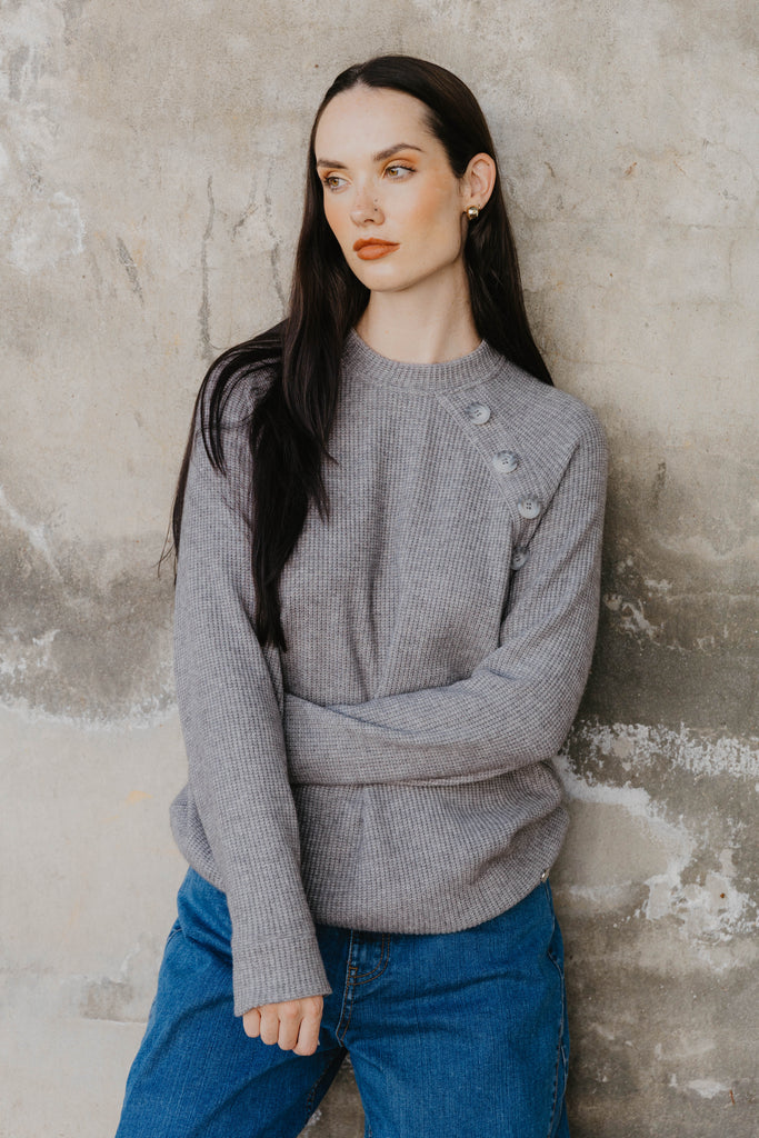 Bailey Heavy Rib Knit in Grey