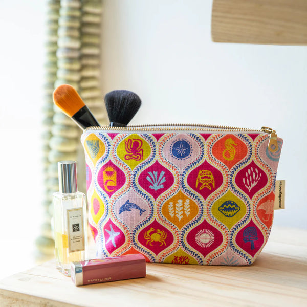 Pouches (Toiletry) / Africa Deep (Hot Pink)