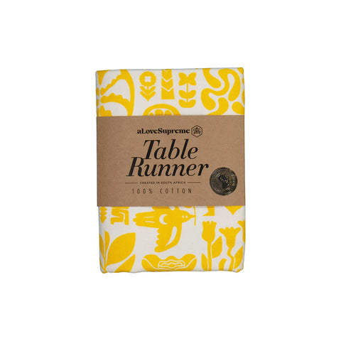 Table Runners (2.5M) / Africa Roots (Yellow on White)