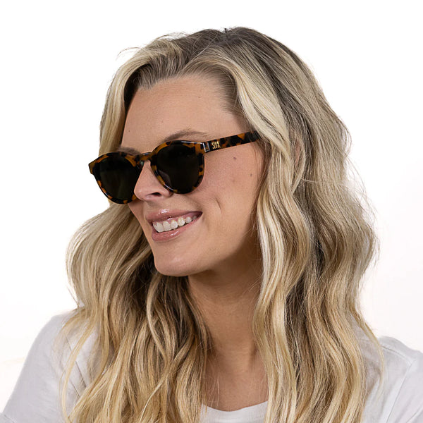 SOEK Otis Honey Tort