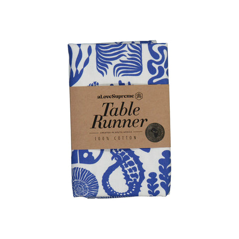 Table Runners (2.5M) / Africa Deep (Blue on White)