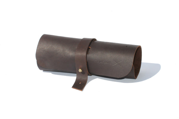 Major John Genuine Leather Cable and Pen Roll-up